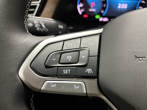 New 2026 Volkswagen Atlas SE image 27