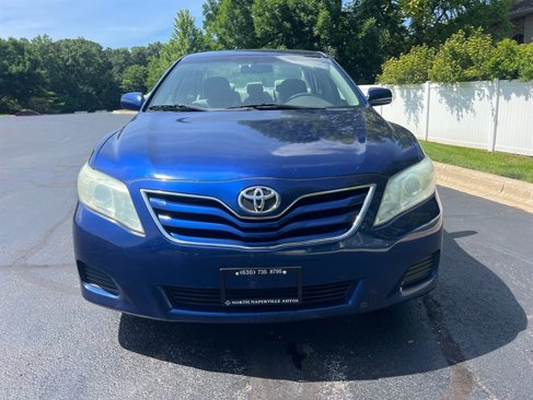 Used 2010 Toyota Camry LE image 12