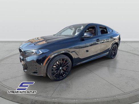Used 2024 BMW X6 M60i w/ Dynamic Handling Package image 7