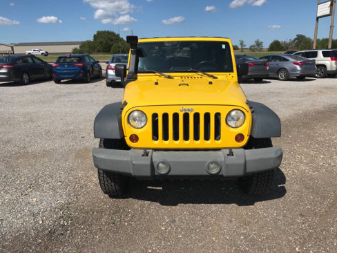 Used 2009 Jeep Wrangler Unlimited X image 3