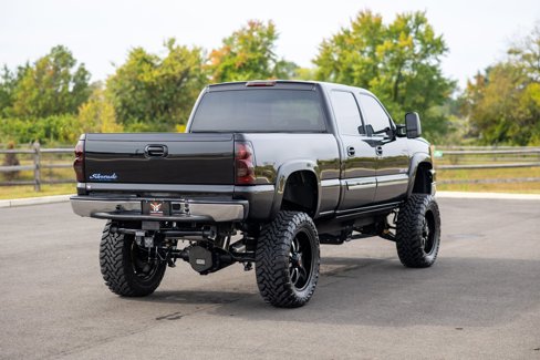 Used 2007 Chevrolet Silverado 2500 LT w/ Heavy-Duty Power Package image 12