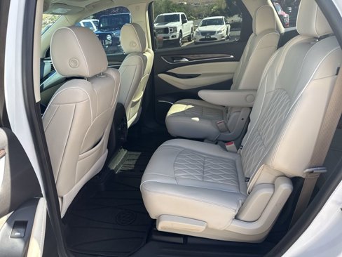 Used 2023 Buick Enclave Avenir w/ Avenir Technology Package image 19