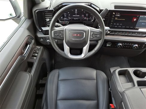 Used 2024 GMC Sierra 1500 SLT image 11