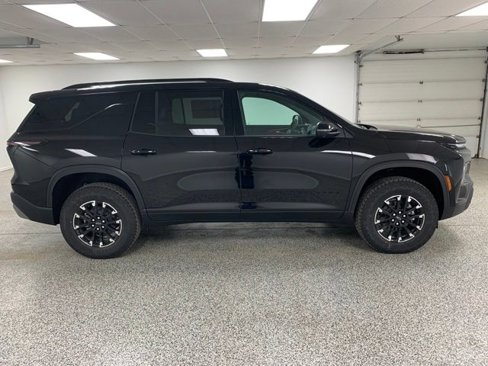 New 2026 Chevrolet Traverse Z71 w/ Driver Confidence Package image 9