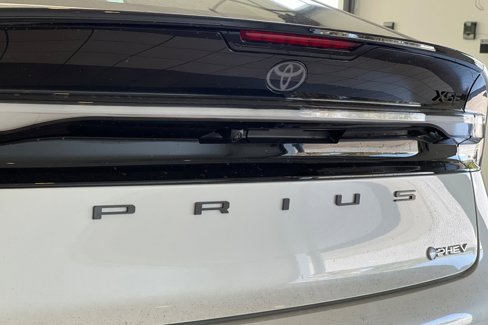 New 2026 Toyota Prius Plug-In Hybrid image 7