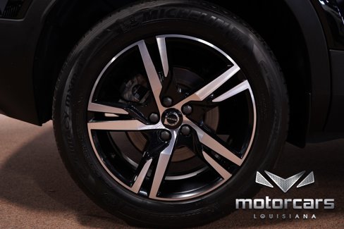 Used 2024 Volvo XC40 B5 Core image 21