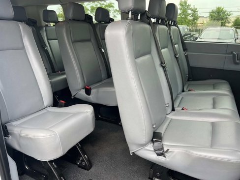 Used 2023 Ford Transit 250 Low Roof AWD image 11