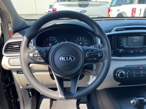 Used 2016 Kia Sorento LX image 15