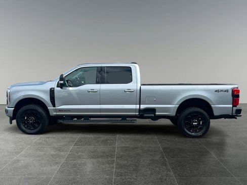 Used 2024 Ford F350 XLT w/ Black Appearance Package image 4