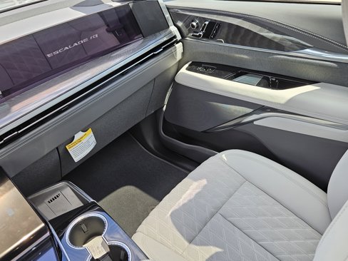 New 2026 Cadillac Escalade IQ Luxury 1 image 59
