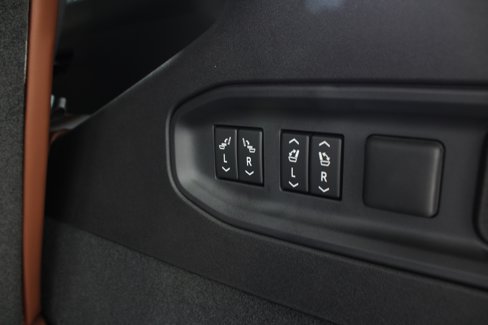 New 2026 Cadillac Vistiq Platinum image 31