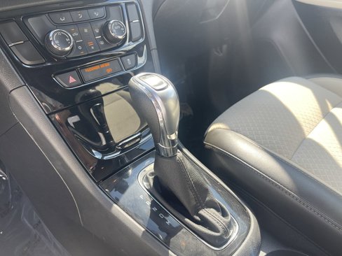 Used 2018 Buick Encore Sport Touring image 15