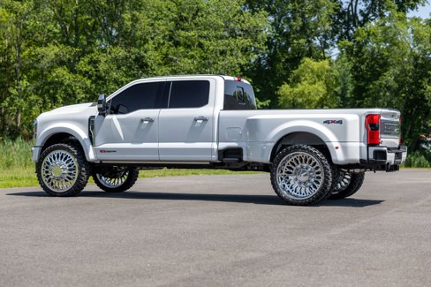 Used 2025 Ford F450 Platinum w/ Platinum Plus Package image 10