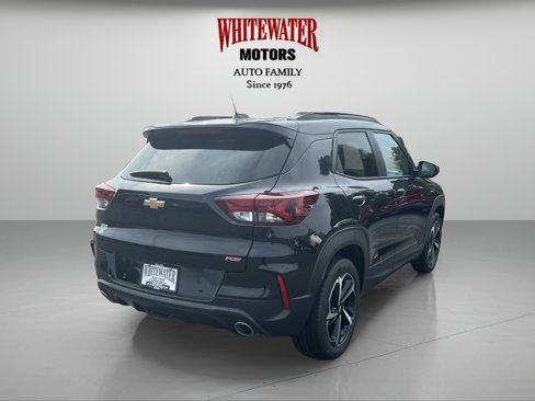Used 2023 Chevrolet TrailBlazer RS w/ Sun and Liftgate Package image 5