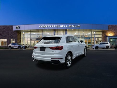 Used 2022 Audi Q3 2.0T Premium Plus image 23