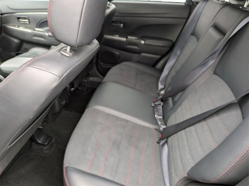 Used 2024 Mitsubishi Outlander Sport SE image 27