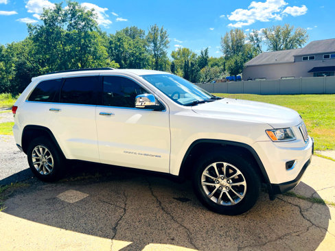 Used 2016 Jeep Grand Cherokee Limited image 9