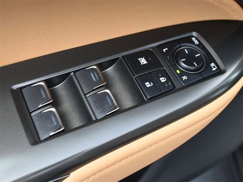 Used 2024 Lexus NX 250 FWD w/ Premium Package image 4