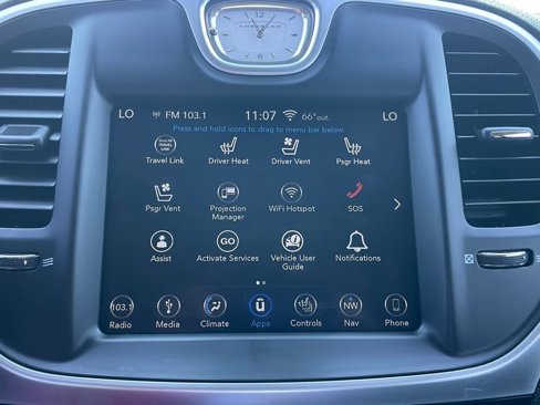 Used 2018 Chrysler 300 Limited w/ Safetytec Plus Group image 32