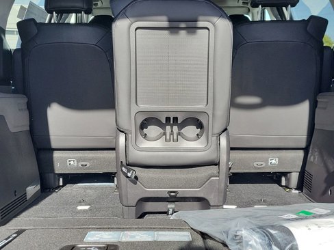 New 2026 Kia Carnival SX image 17