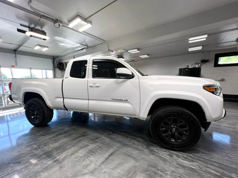 Used 2020 Toyota Tacoma SR5 image 17