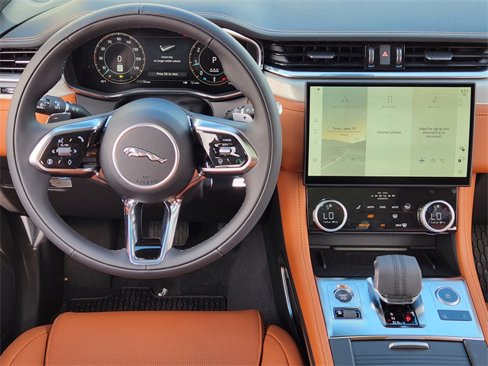 Used 2026 Jaguar F-PACE R-Dynamic S image 26