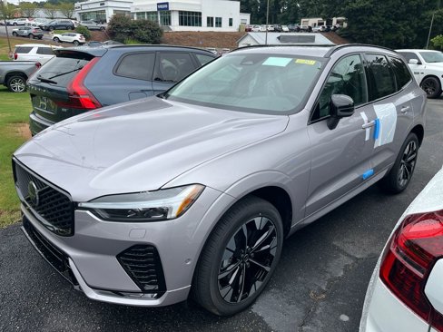 New 2026 Volvo XC60 B5 Plus w/ Protection Package Premier image 2