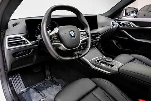 Used 2025 BMW 430i w/ Premium Package image 3
