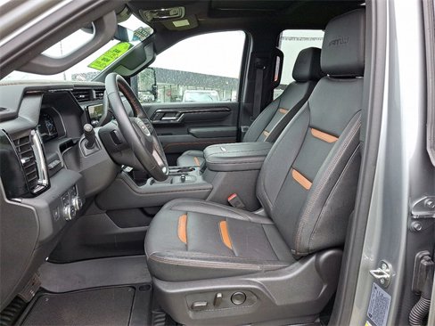 Used 2024 GMC Sierra 2500 AT4 w/ AT4 Premium Plus Package image 10