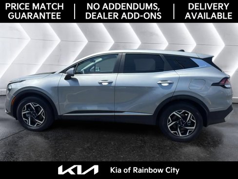 Used 2023 Kia Sportage LX image 7