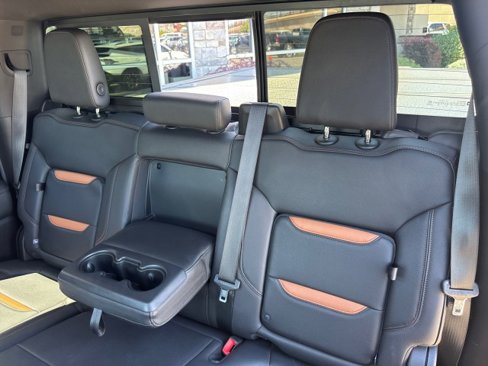 Used 2022 GMC Sierra 1500 AT4 image 30