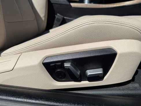 Used 2018 BMW 230i xDrive Convertible image 40