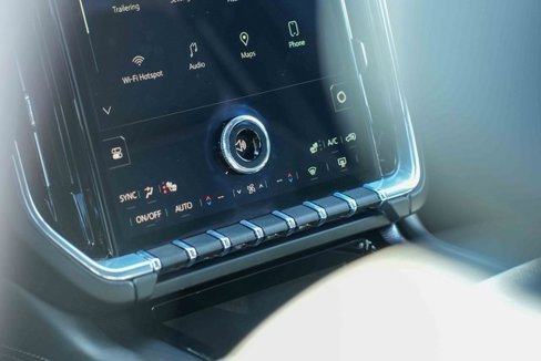 Used 2025 GMC Yukon Elevation image 41