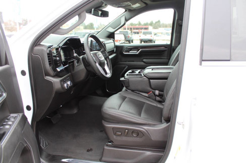 Used 2024 GMC Sierra 1500 SLT image 16