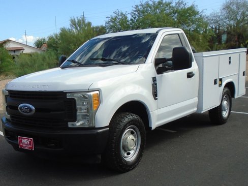 Used 2017 Ford F250 XL image 1
