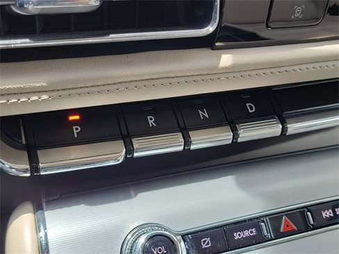 Certified 2023 Lincoln Aviator 2WD image 21