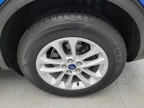 Used 2020 Ford Escape SE image 31