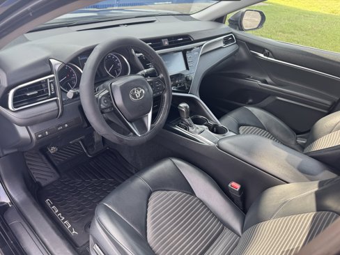 Used 2018 Toyota Camry SE image 22