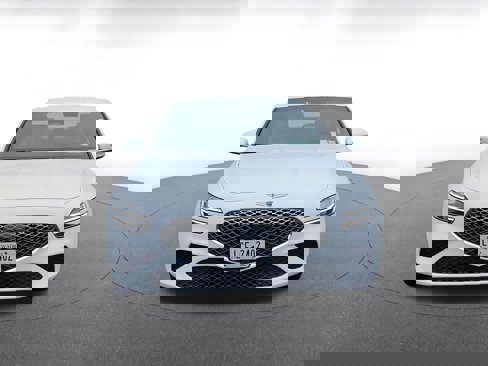 Used 2024 Genesis G70 2.5T image 3