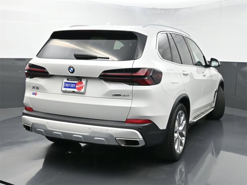 Used 2024 BMW X5 xDrive40i w/ Premium Package image 43