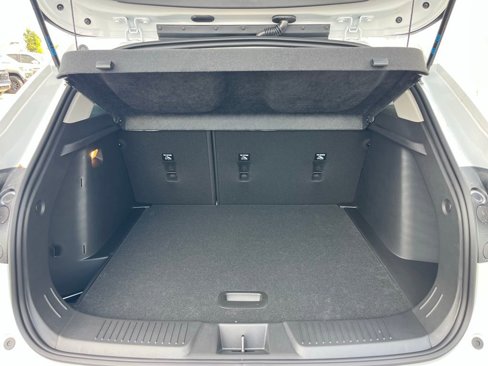 New 2025 Chevrolet Trax LT w/ LPO, Blackout Package image 29