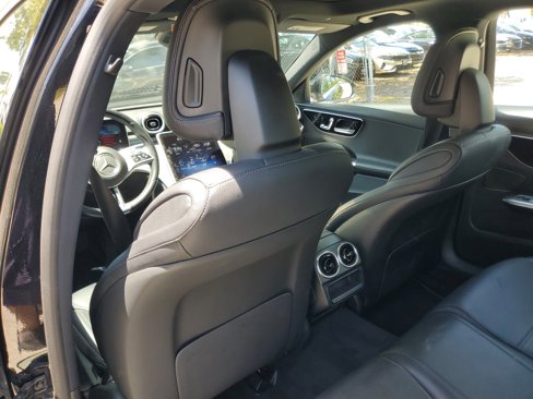 Used 2024 Mercedes-Benz C 300 Sedan image 11