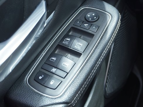 Certified 2024 RAM 1500 Laramie image 15