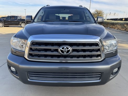 Used 2014 Toyota Sequoia SR5 image 7