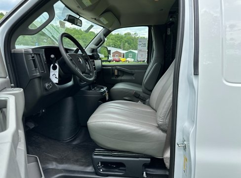 New 2025 Chevrolet Express 3500 w/ Driver Convenience Package image 10