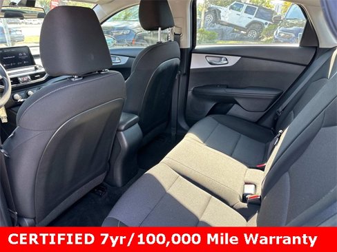 Used 2023 Kia Forte LXS image 11
