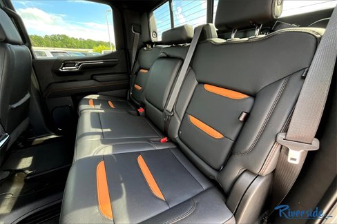 Used 2024 GMC Sierra 1500 AT4 w/ Technology Package image 22