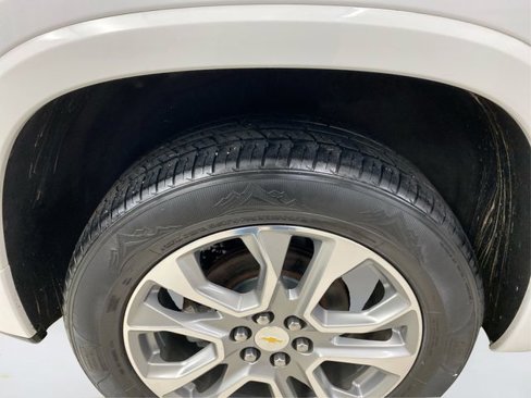 Used 2018 Chevrolet Traverse Premier w/ LPO, 'HIT The Road' Package image 17
