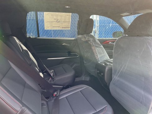 New 2026 Chevrolet Traverse Z71 w/ Driver Confidence Package image 8