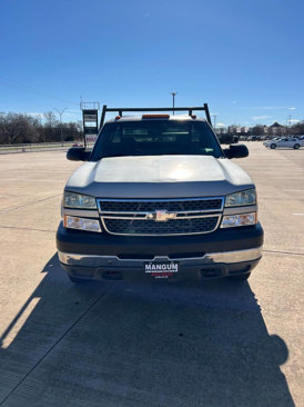Used 2005 Chevrolet Silverado 3500 LS w/ Heavy-Duty Power Package image 3